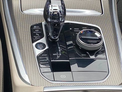 Used 2022 BMW X5 M50i w/ Executive Package image 12