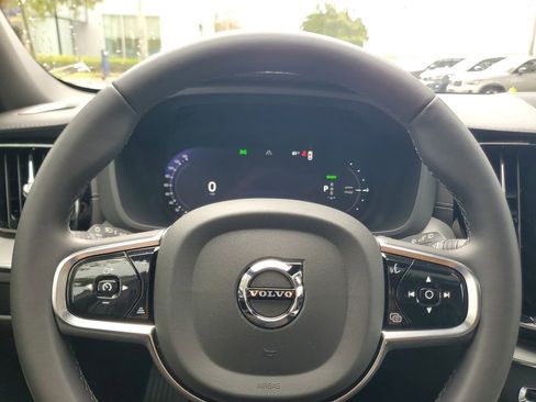 Certified 2024 Volvo XC60 T8 Ultimate w/ Protection Package AWD/4WD image 20