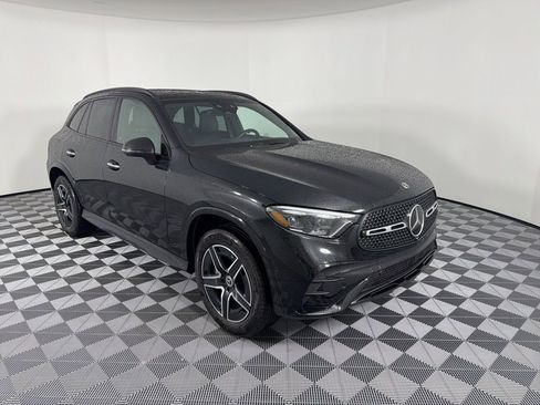 Certified 2026 Mercedes-Benz GLC 300 4MATIC image 2