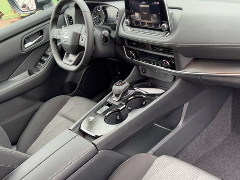 New 2026 Nissan Rogue SV w/ Cold Weather Package FWD image 11