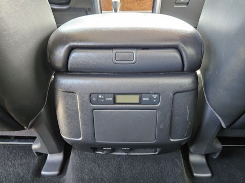 Used 2022 Nissan Armada SL AWD/4WD image 11