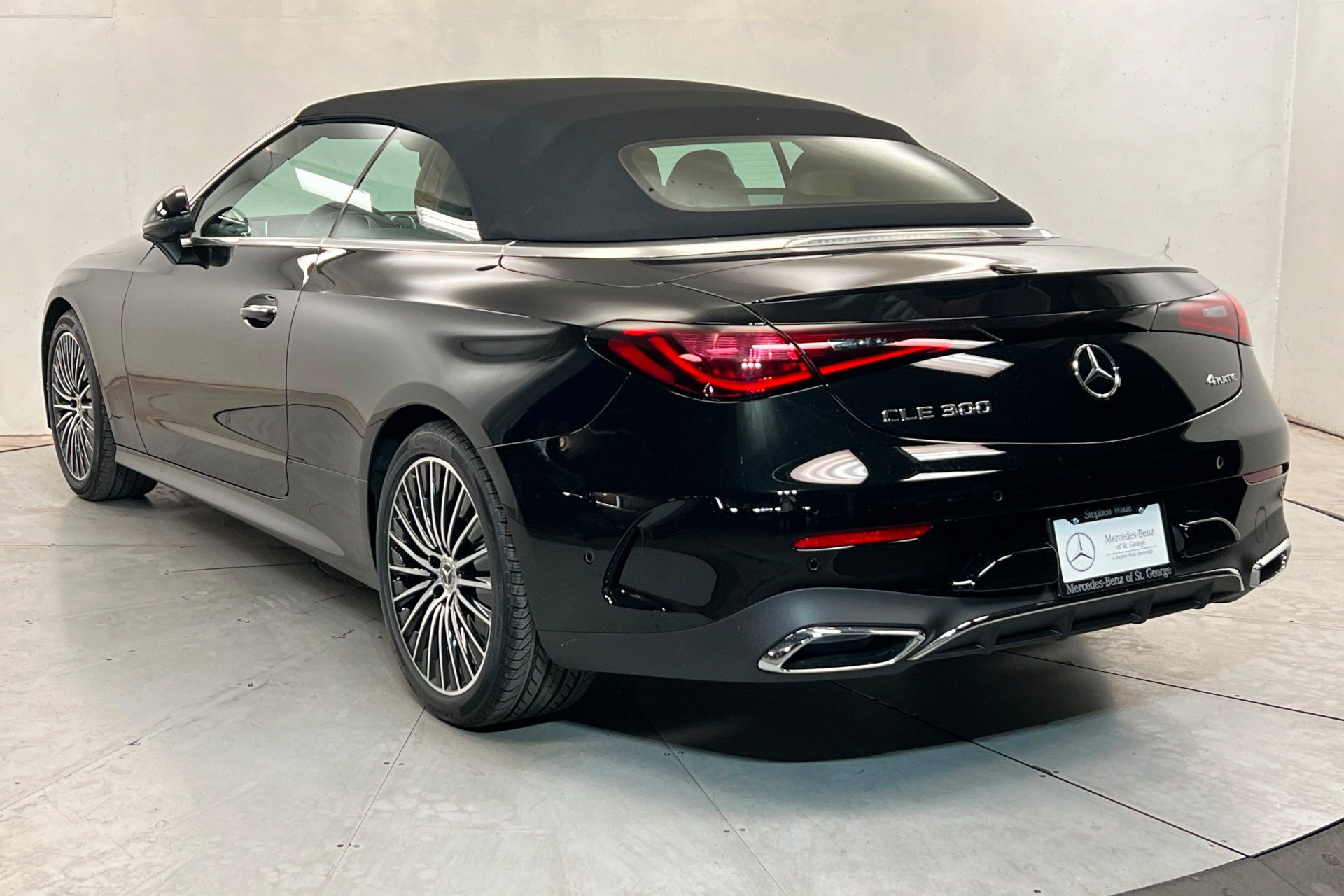 New 2027 Mercedes-Benz CLE 300 4MATIC Cabriolet image 3
