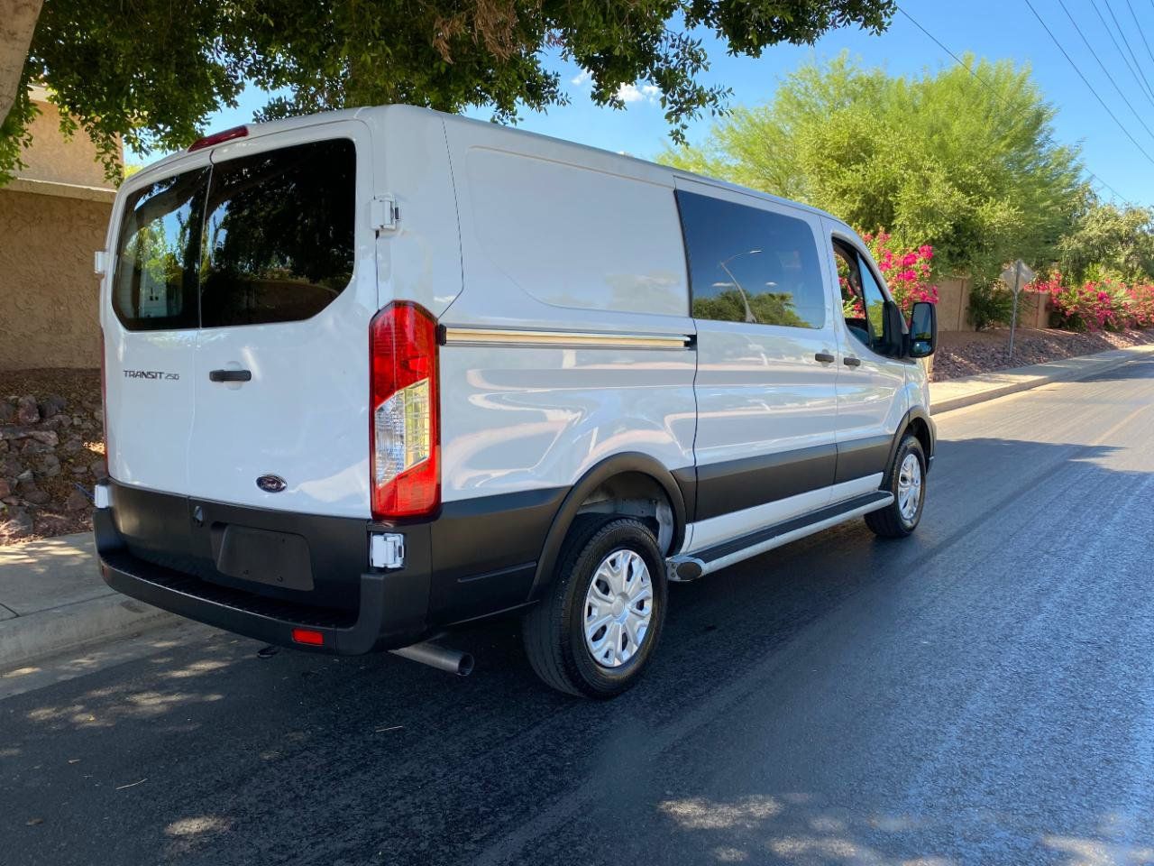 Used 2025 Ford Transit 250 Low Roof w/ Exterior Upgrade Package RWD image 34