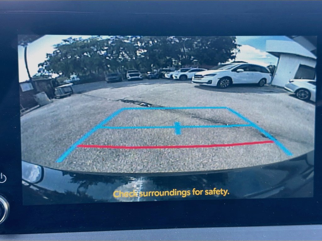Used 2025 Toyota Prius Plug-In Hybrid FWD image 14