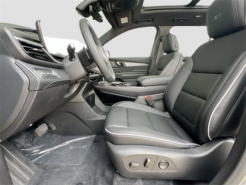 New 2026 Buick Enclave Sport Touring w/ Power Package image 15