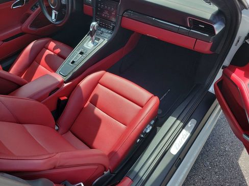 Certified 2017 Porsche 911 Turbo AWD/4WD image 18