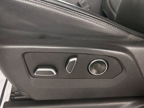 Used 2024 GMC Sierra 2500 Denali w/ Technology Package image 11