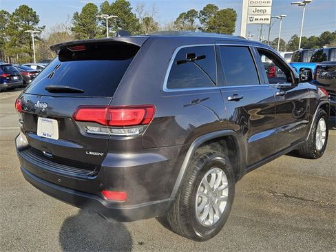 Used 2021 Jeep Grand Cherokee Laredo image 13