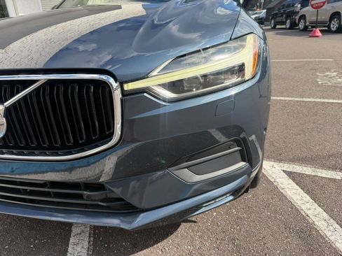 Used 2018 Volvo XC60 T6 Momentum w/ Convenience Package AWD/4WD image 6