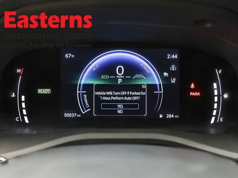 Used 2025 Toyota Camry LE FWD image 17