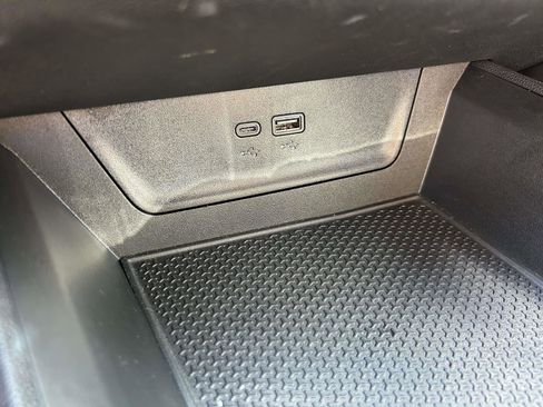 Used 2026 Chevrolet Equinox LT image 26