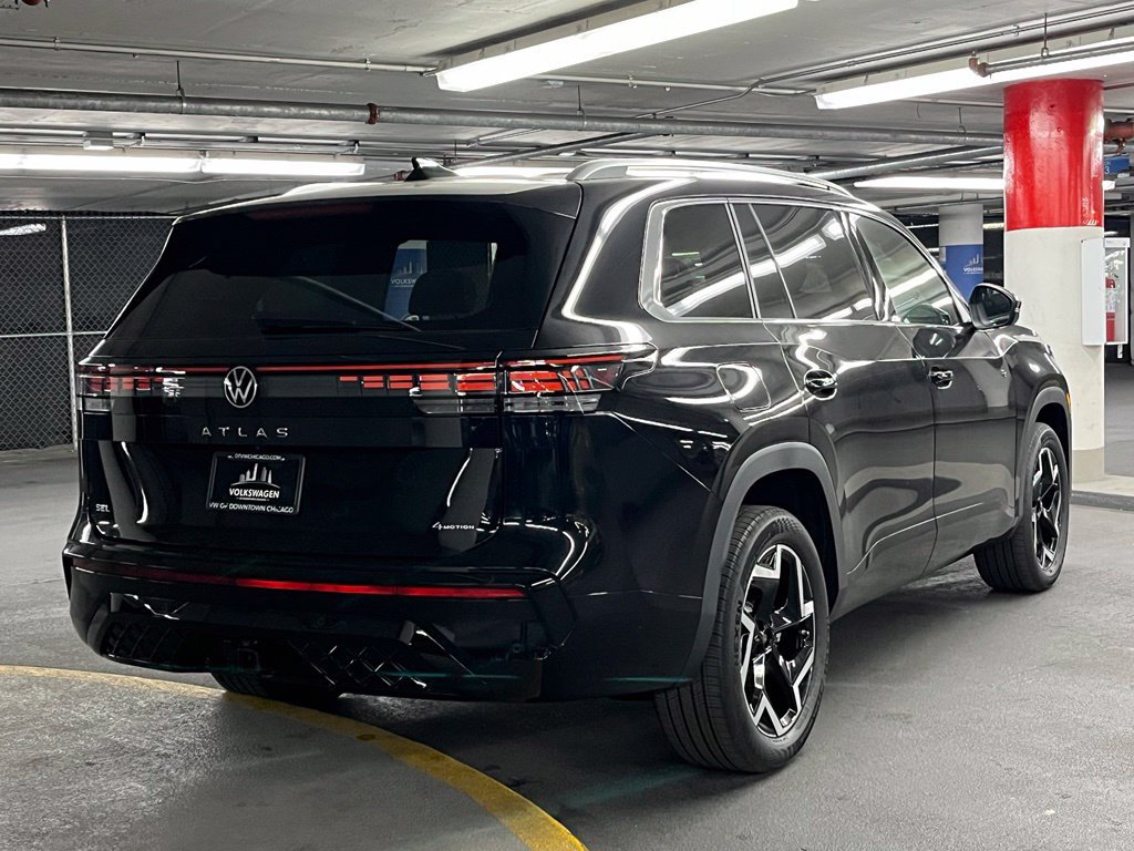 New 2027 Volkswagen Atlas SEL R-Line AWD/4WD image 5