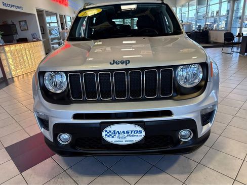 Used 2021 Jeep Renegade Latitude w/ Convenience Group image 2