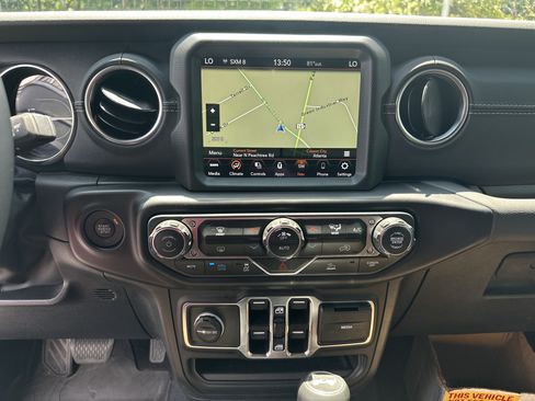Used 2023 Jeep Wrangler Unlimited Sahara AWD/4WD image 32