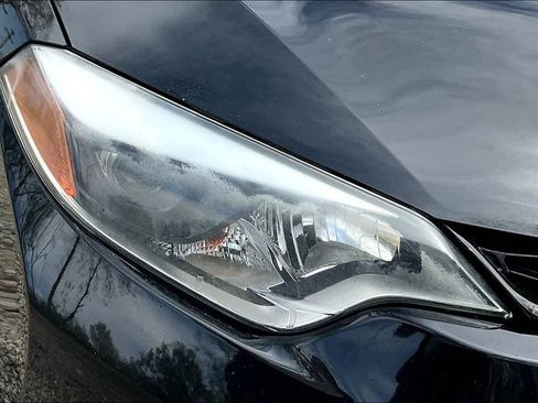 Used 2015 Toyota Corolla S Premium image 29