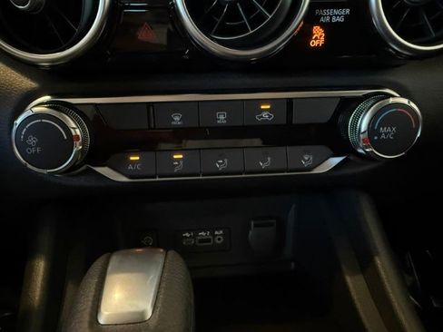 New 2025 Nissan Sentra SV image 31