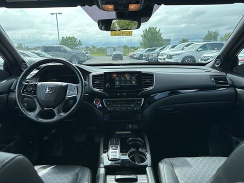 Used 2022 Honda Passport Elite image 19