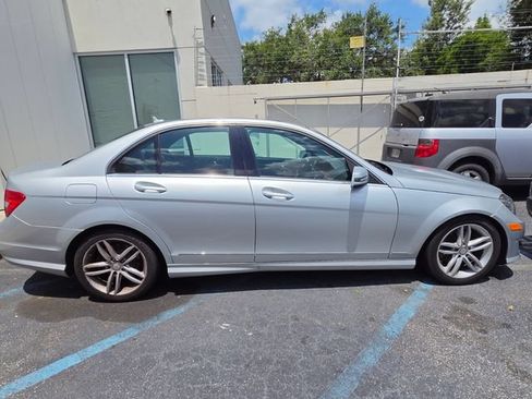 Used 2012 Mercedes-Benz C 300 4MATIC Sedan image 5