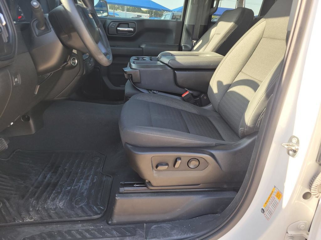 Used 2023 Chevrolet Silverado 1500 Custom RWD image 15