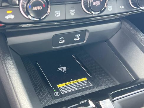 Used 2025 Honda Accord Sport image 16