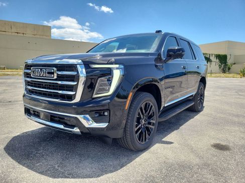 New 2026 GMC Yukon Elevation AWD/4WD image 2