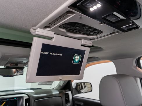 Used 2017 Chevrolet Silverado 1500 LTZ Z71 image 35