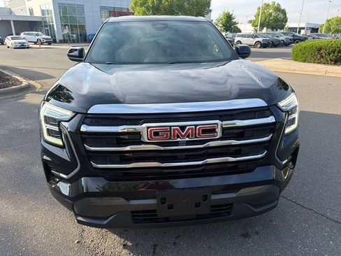 Used 2025 GMC Terrain Elevation AWD/4WD image 10