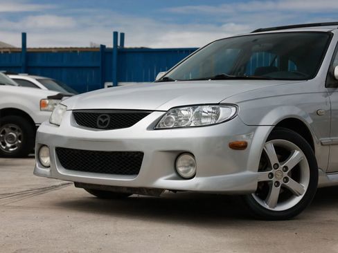 Used 2003 MAZDA Protege5 Hatchback 4D image 25