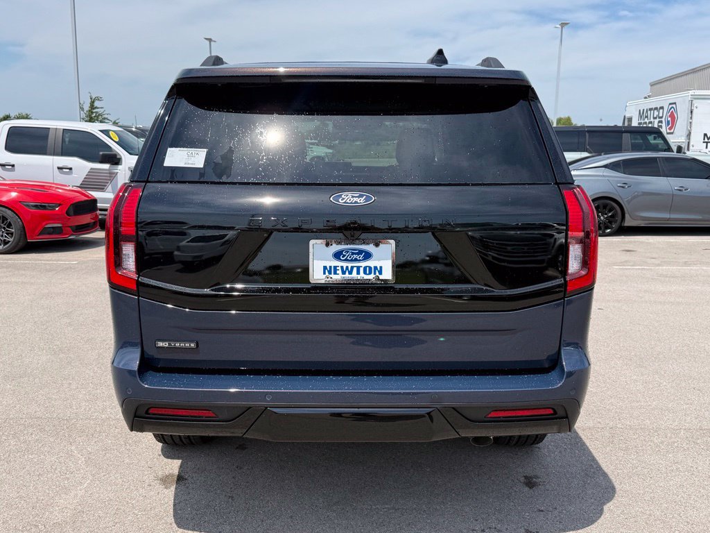 Used 2027 Ford Expedition Platinum RWD image 36