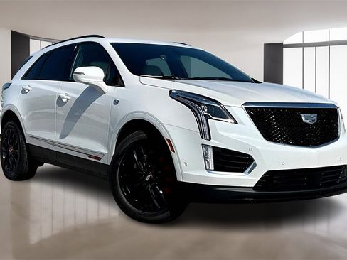 New 2025 Cadillac XT5 Sportv w/ LPO, Red Accent Package image 2