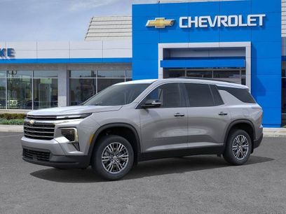 New 2027 Chevrolet Traverse LT w/ LPO, Floor Liner Package