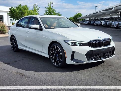 New 2026 BMW 330i xDrive Sedan w/ M Sport Package AWD/4WD image 5