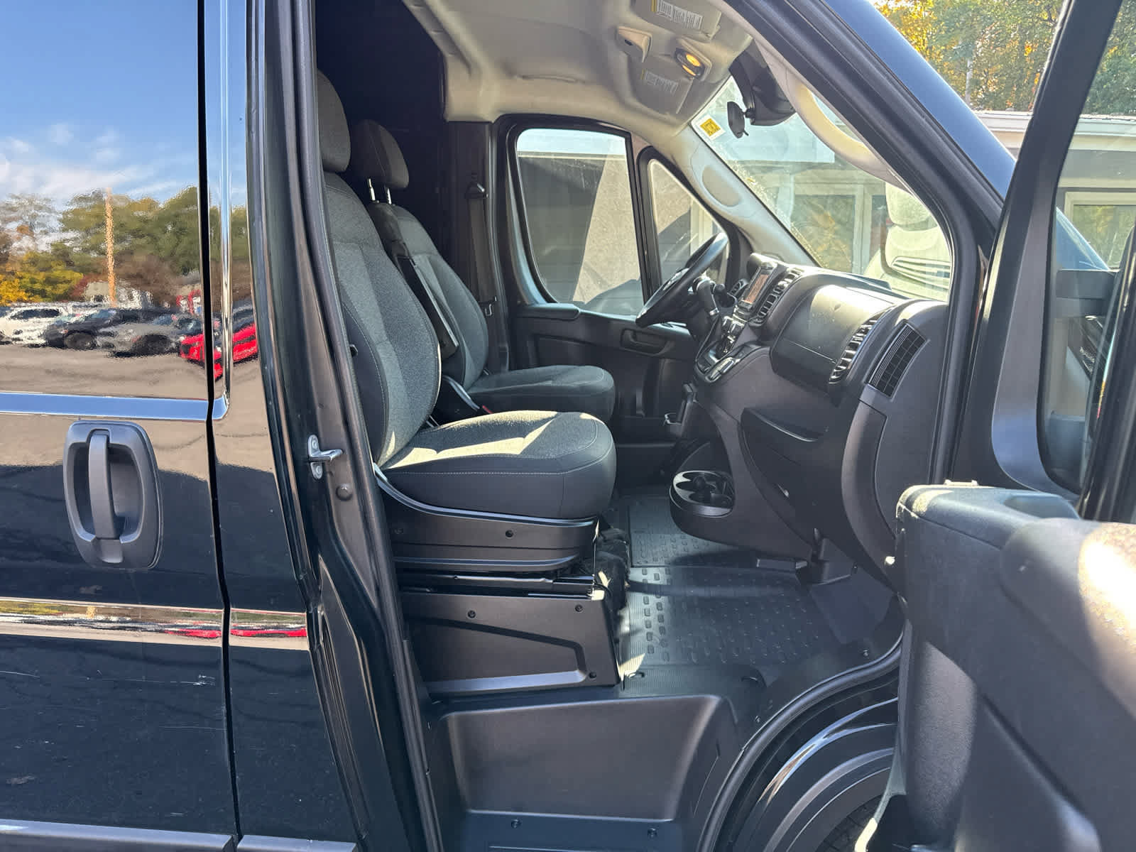 Used 2023 RAM ProMaster 2500 FWD image 17