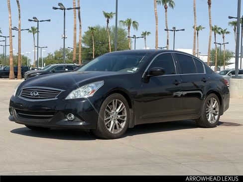 Used 2013 INFINITI G37 Journey w/ Premium Pkg RWD image 2