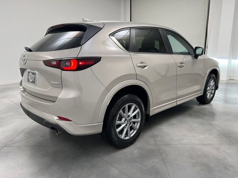Used 2024 MAZDA CX-5 AWD 2.5 S w/ Select Package image 9