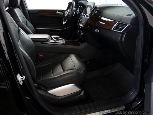 Used 2017 Mercedes-Benz GLS 550 4MATIC w/ Driver Assistance Package image 39