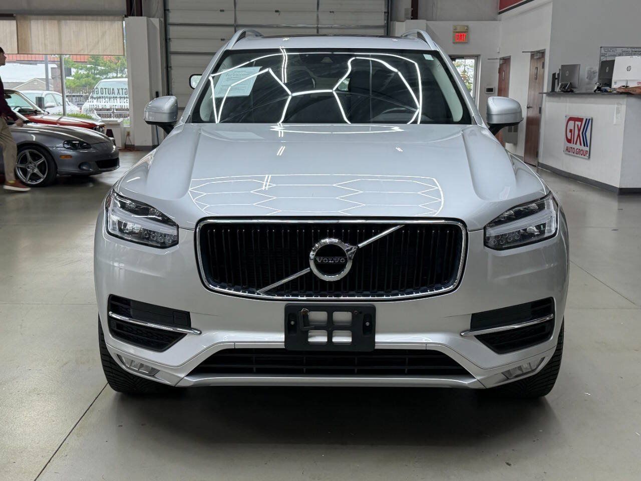 Used 2019 Volvo XC90 T6 Momentum AWD/4WD image 6