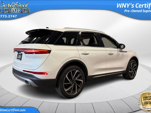 Used 2023 Lincoln Corsair Reserve w/ Equipment Group 202A AWD/4WD image 7