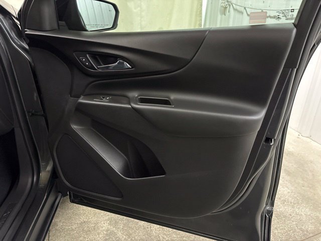 Used 2021 Chevrolet Equinox LT FWD image 27