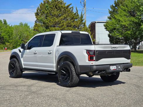 Used 2017 Ford F150 Raptor w/ Equipment Group 802A Luxury AWD/4WD image 29
