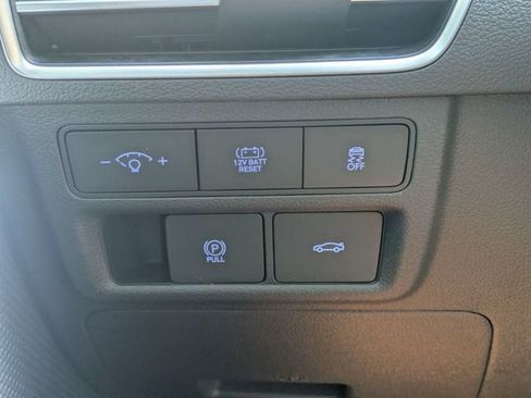Used 2025 Hyundai Sonata SEL FWD image 23