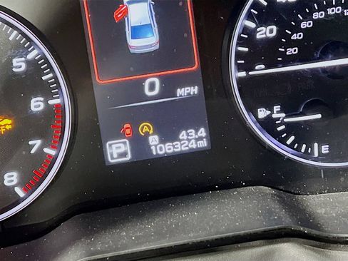 Used 2022 Subaru Legacy Premium AWD/4WD image 10