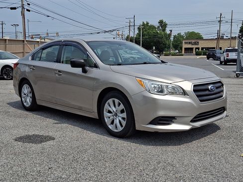 Used 2017 Subaru Legacy 2.5i w/ Alloy Wheel Package AWD/4WD image 3