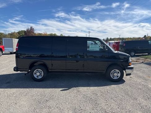New 2025 Chevrolet Express 2500 w/ Driver Convenience Package RWD image 9