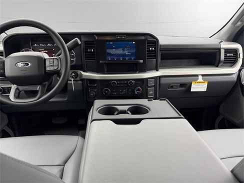 New 2026 Ford F450 XL w/ 360-Degree Camera Package image 10