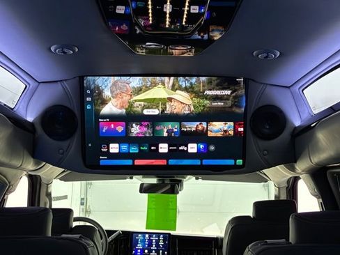 New 2026 GMC Savana 2500 Extended RWD image 4