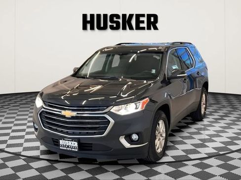 Used 2021 Chevrolet Traverse LT w/ LPO, Floor Liner Package AWD/4WD image 3