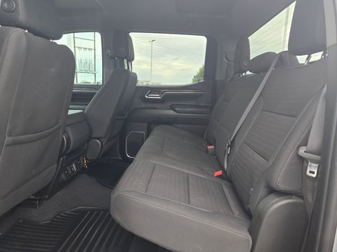 Used 2024 Chevrolet Silverado 1500 LT RWD image 14