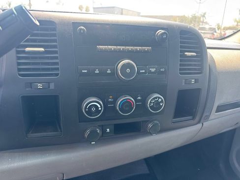 Used 2011 Chevrolet Silverado 1500 W/T RWD image 11