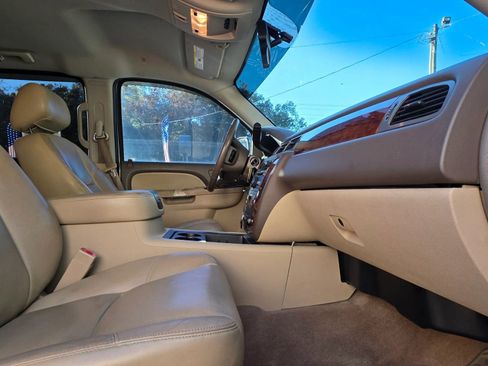 Used 2013 Chevrolet Silverado 1500 LTZ w/ LTZ White Diamond Edition image 15